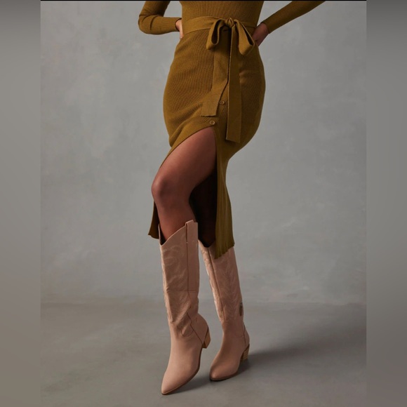 NWT Vici Montford Sueded Western Boots |Size 7.5 - Picture 3 of 4